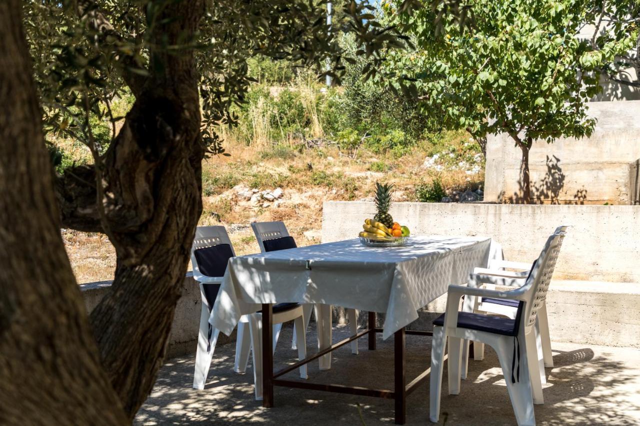 Love Apartments Zecevo Luaran gambar